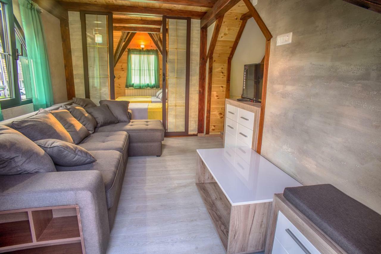 Apartmani Restoran Durmitor Жабляк Экстерьер фото